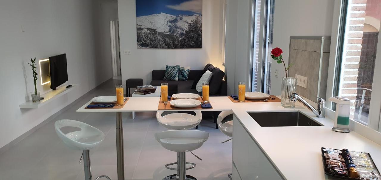 Ecosmart Apartments Granada Luaran gambar